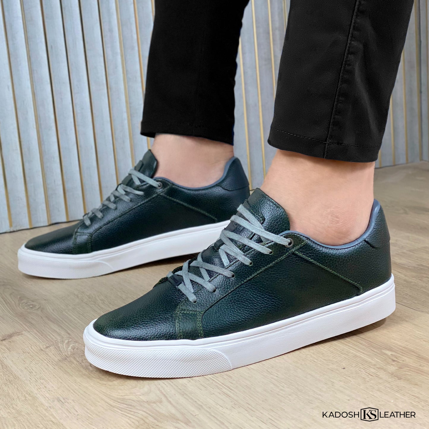 Últimas tallas- TENIS LISBOA CUERO VERDE - ENVÍO GRATIS