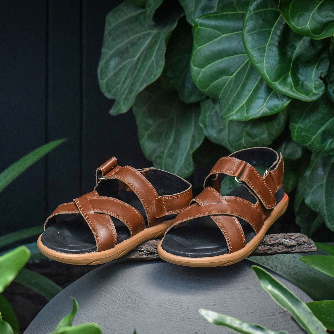 Últimas tallas- SANDALIAS CUERO AMALFI MIEL - ENVÍO GRATIS