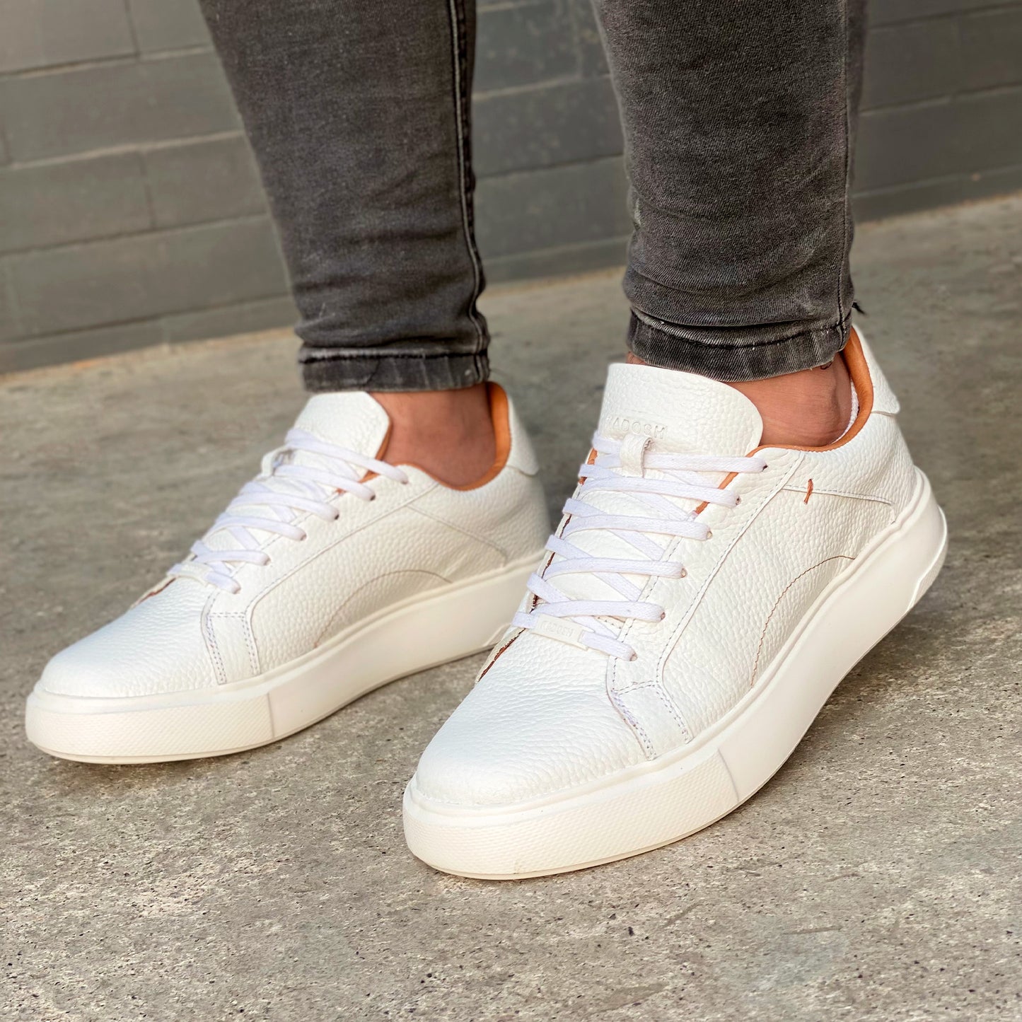 TENIS HAMBURGO CUERO BLANCO- ENVÍO GRATIS