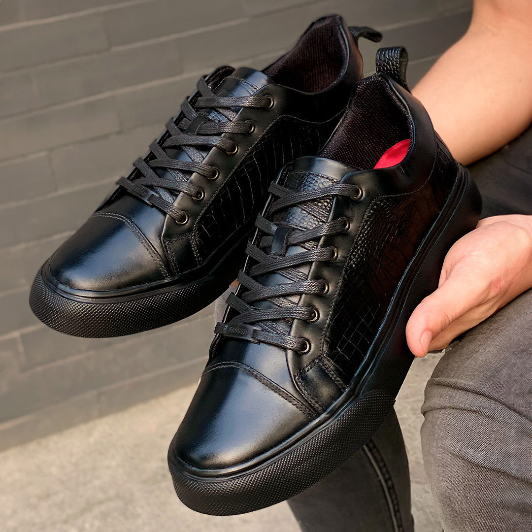TENIS DAKARY CUERO NEGRO GRABADO - ENVÍO GRATIS