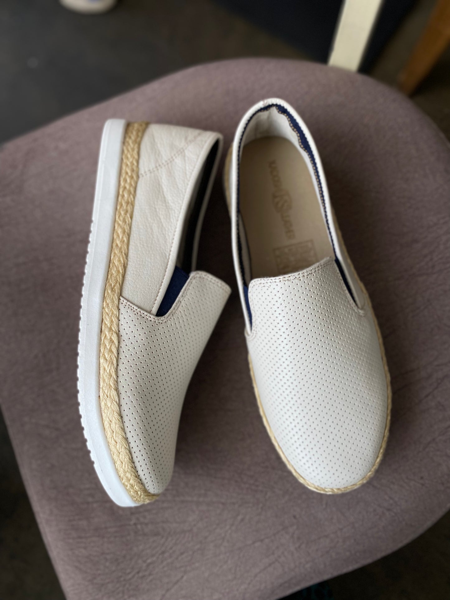 Últimas tallas - TENIS ESPADRILLA CUERO BEIGE - ENVÍO GRATIS