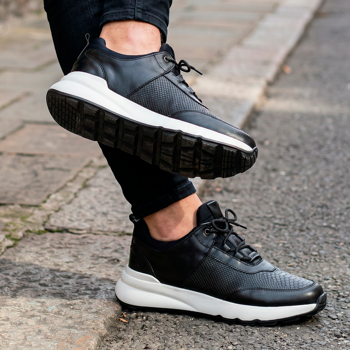 TENIS DAMASCO BLACK