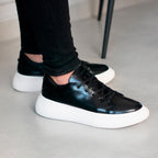 TENIS KONG CUERO NEGRO