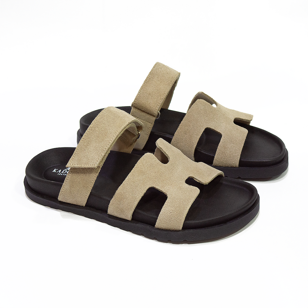 SANDALIA INVICTUS CUERO GAMUZA TAUPE