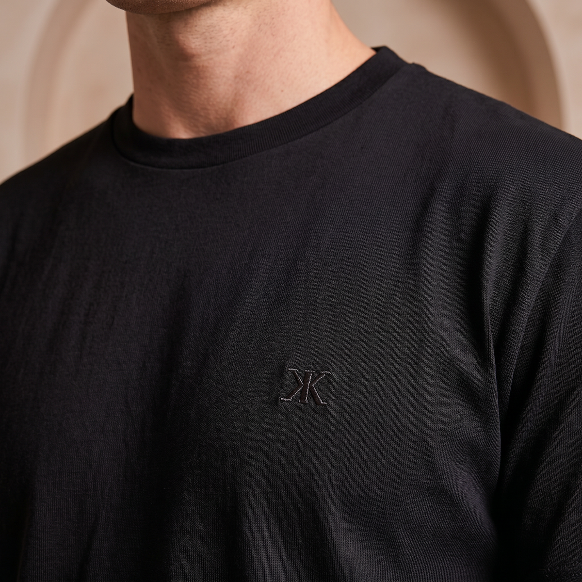CAMISETA OVERSIZE NEGRO PREMIUM